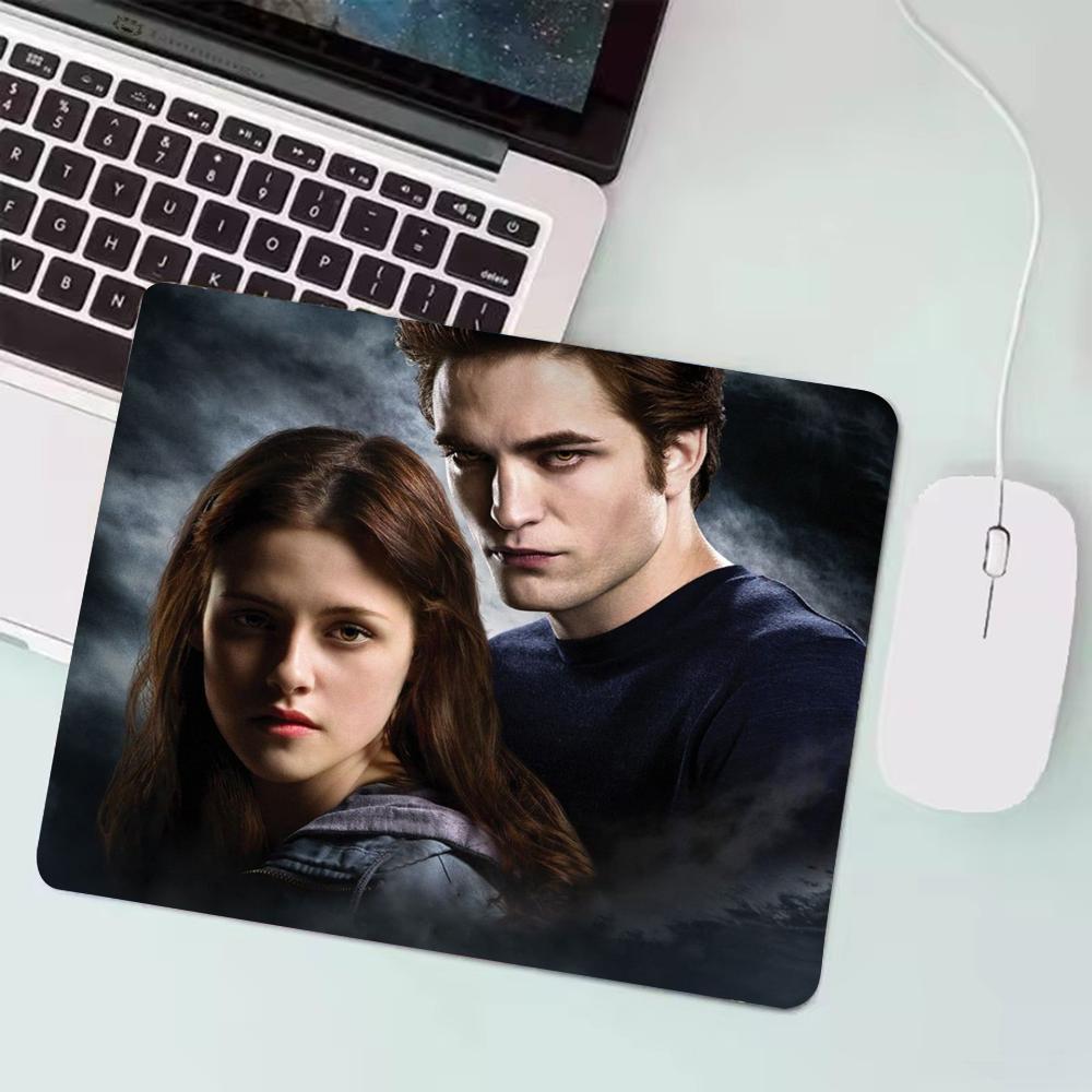 映画トワイライトマウスパッド PC コンピュータマウスマット - Laptop Accessories Writing Pad のレビューと価格